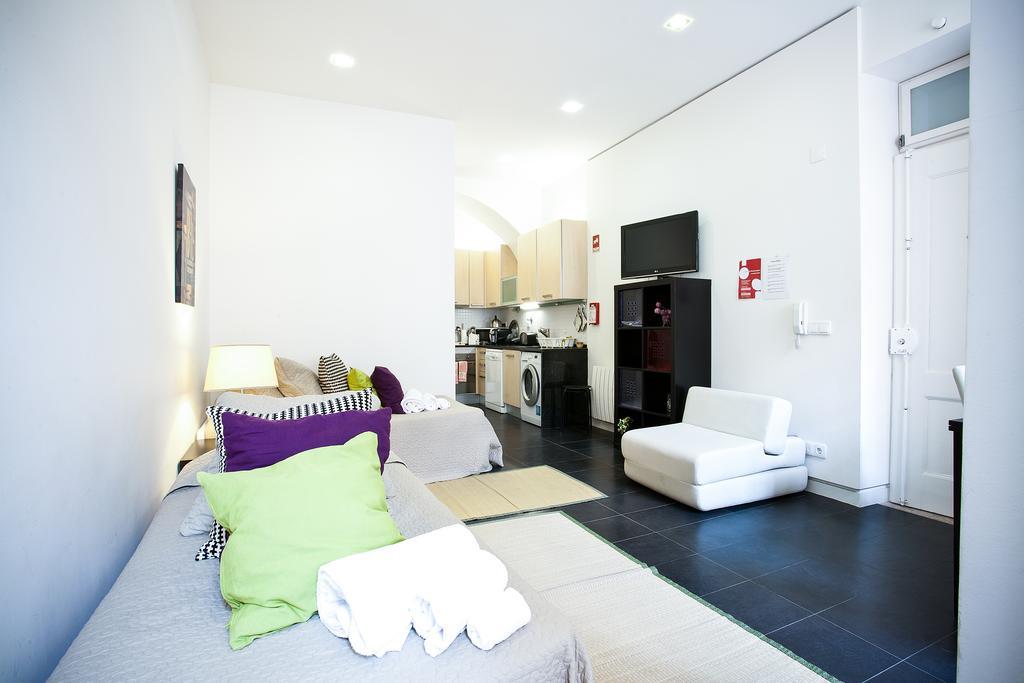 Downtown Apartments Bica Lisbon Luaran gambar