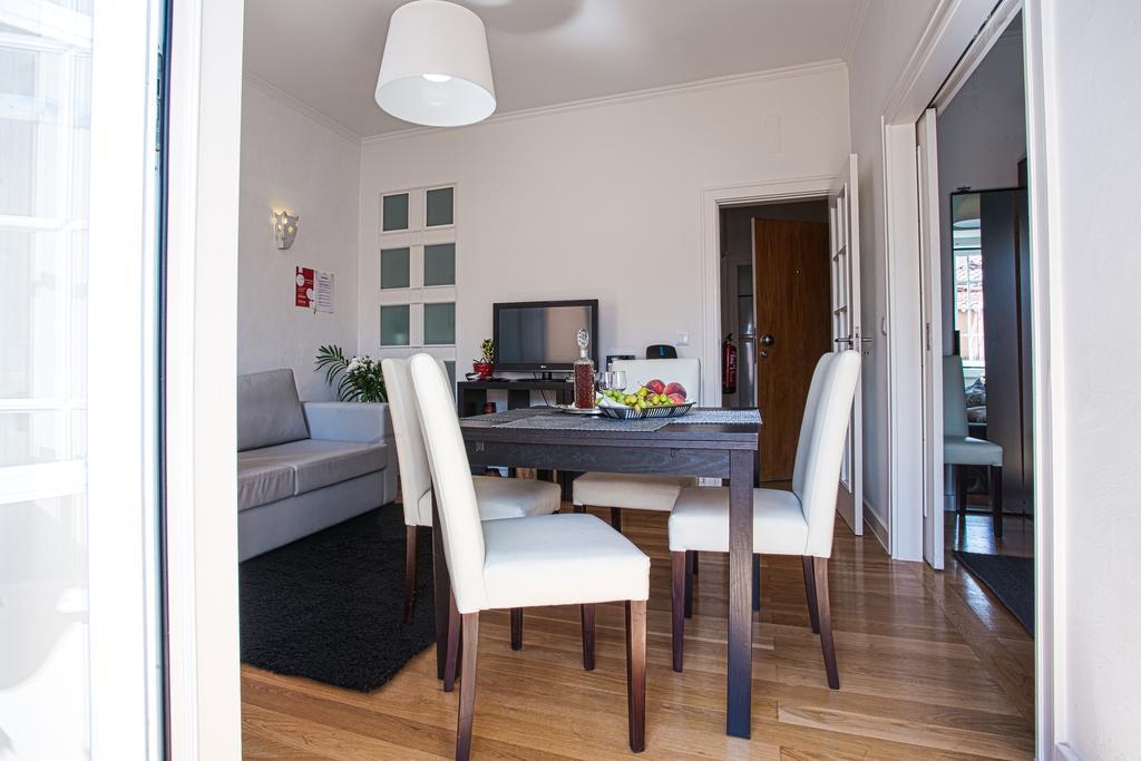 Downtown Apartments Bica Lisbon Luaran gambar
