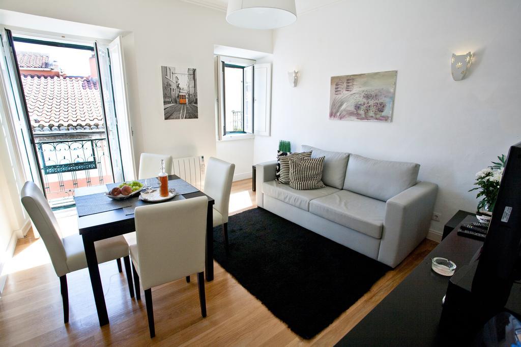 Downtown Apartments Bica Lisbon Luaran gambar
