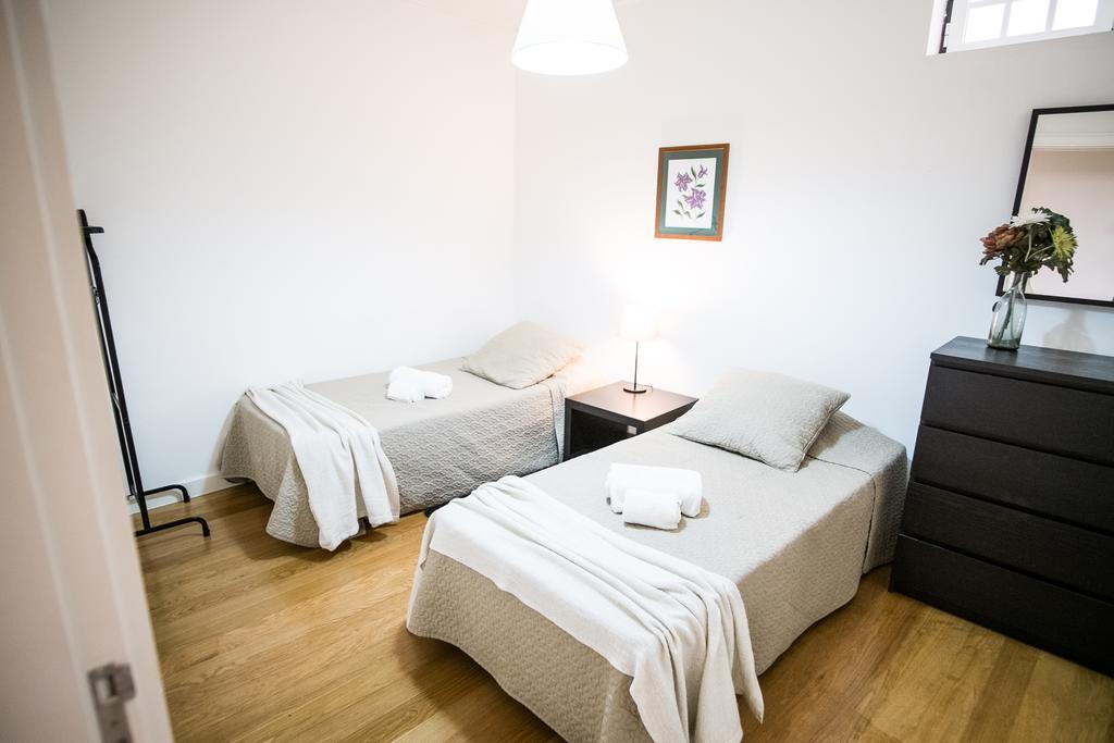 Downtown Apartments Bica Lisbon Luaran gambar