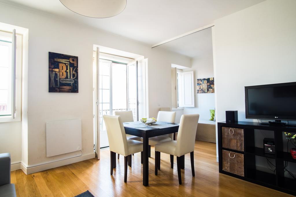 Downtown Apartments Bica Lisbon Luaran gambar
