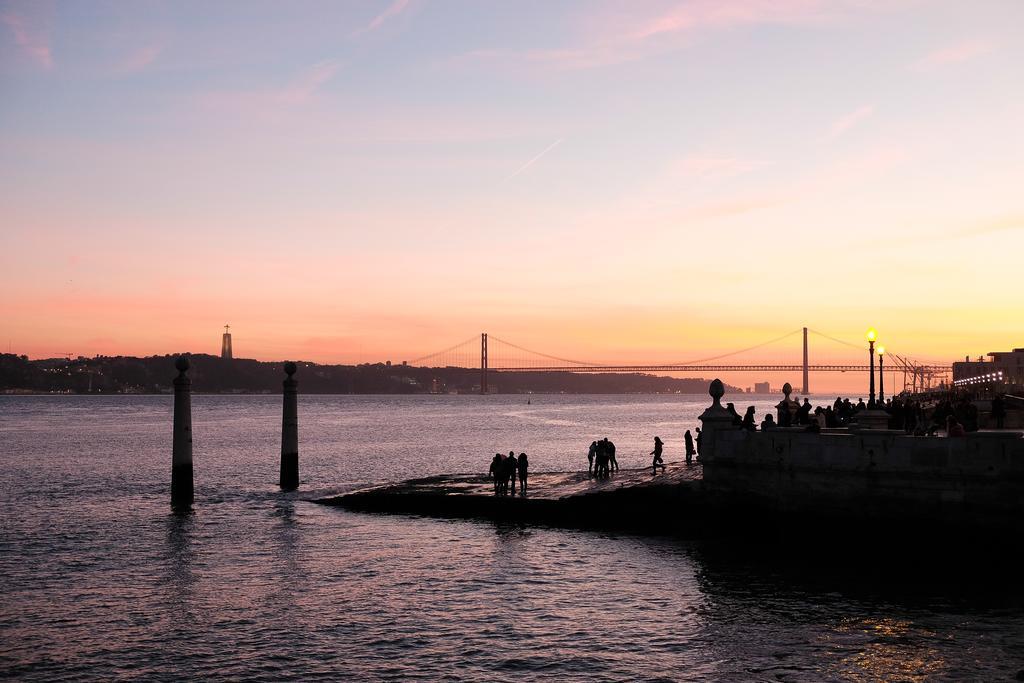 Downtown Apartments Bica Lisbon Luaran gambar